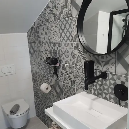 Krista Apartament *